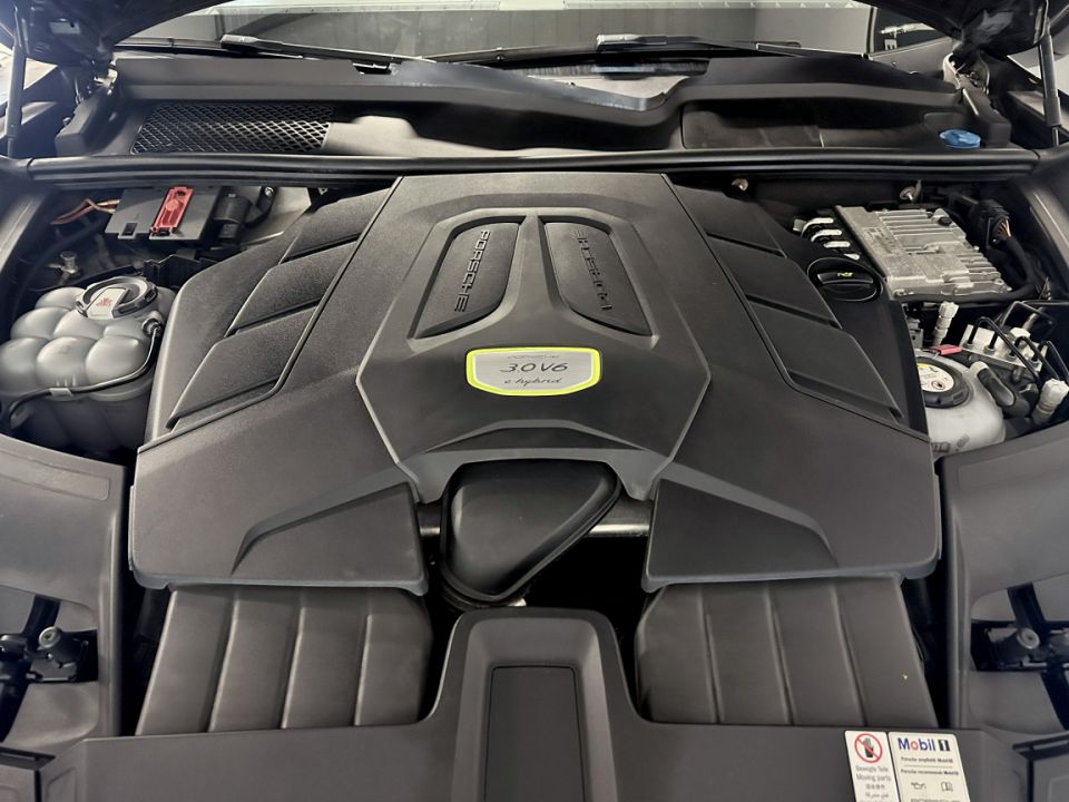 PORSCHE CAYENNE E-Hybrid V6 3.0 462ch Tiptronic BVA8 - Le Hangar Bordelais - image 23