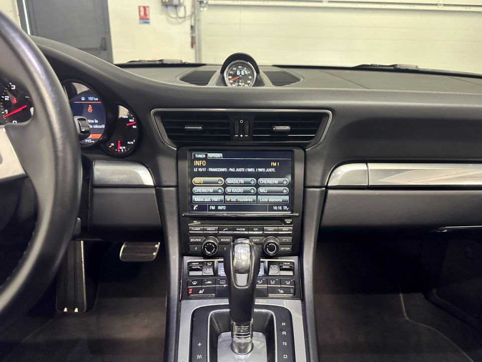 PORSCHE 911 Type 991 Carrera 4 Coupé 3.4 350ch Black Edition PDK7 - Le Hangar Bordelais - image 13