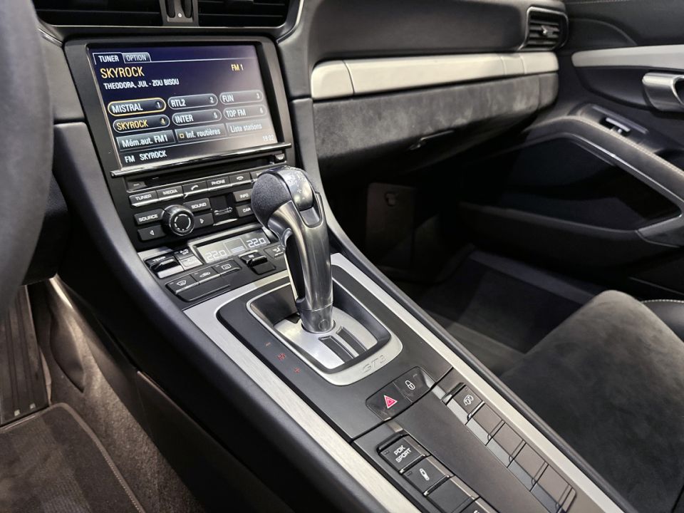 PORSCHE 911 Type 991 GT3 3.8 475ch PDK7 - Le Hangar Bordelais - image 16