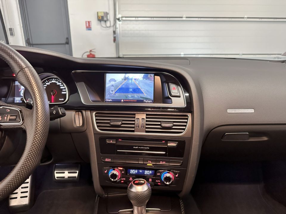 Audi RS5 Coupé V8 4.2 FSi 450 ch quattro S-Tronic 7 Noir Panthère Cristal - 36 800 km - 46 990 € - image 13