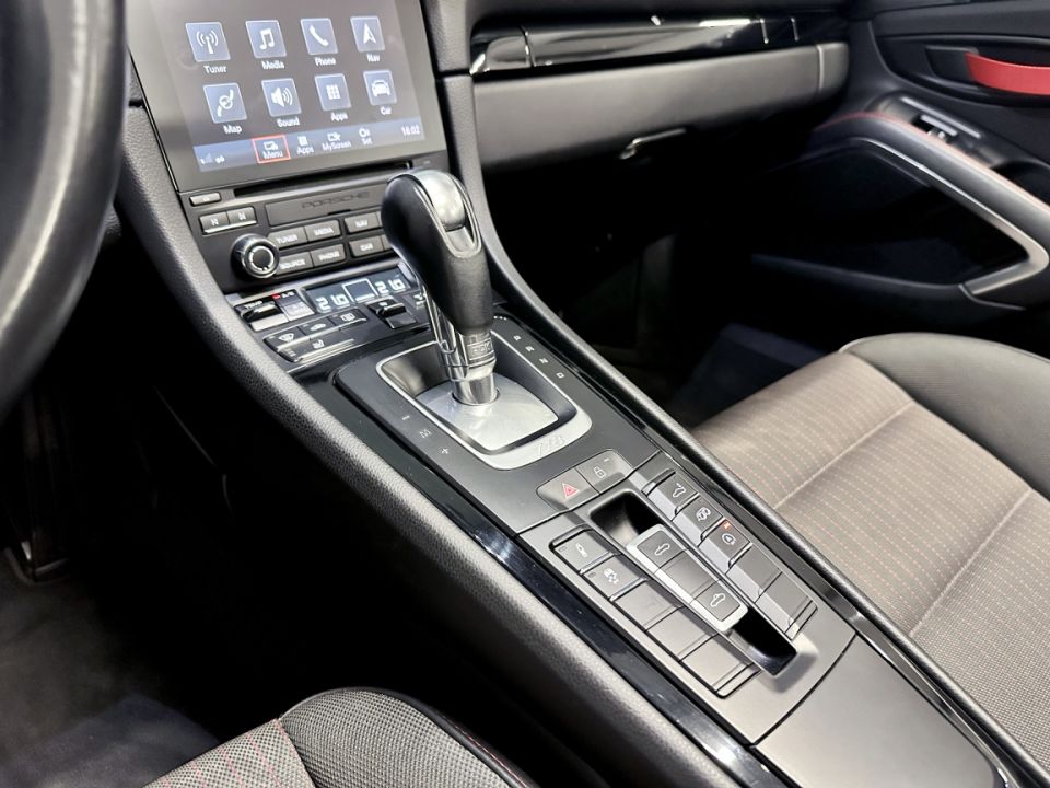 PORSCHE 718 BOXSTER T 2.0 300ch PDK7 - Le Hangar Bordelais - image 13