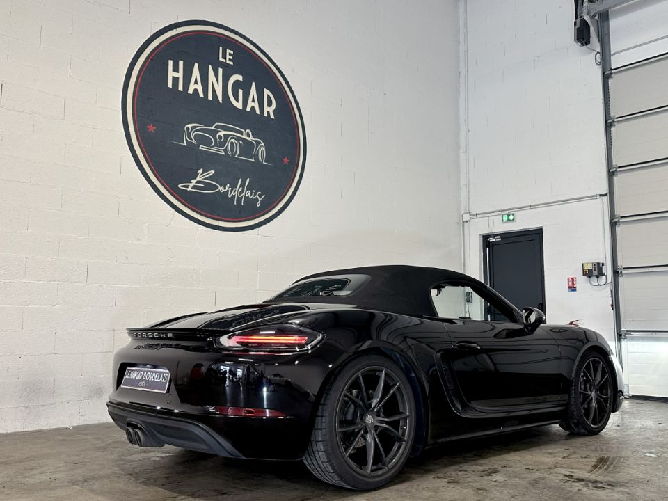PORSCHE 718 BOXSTER T 2.0 300ch PDK7 - Le Hangar Bordelais - image 18