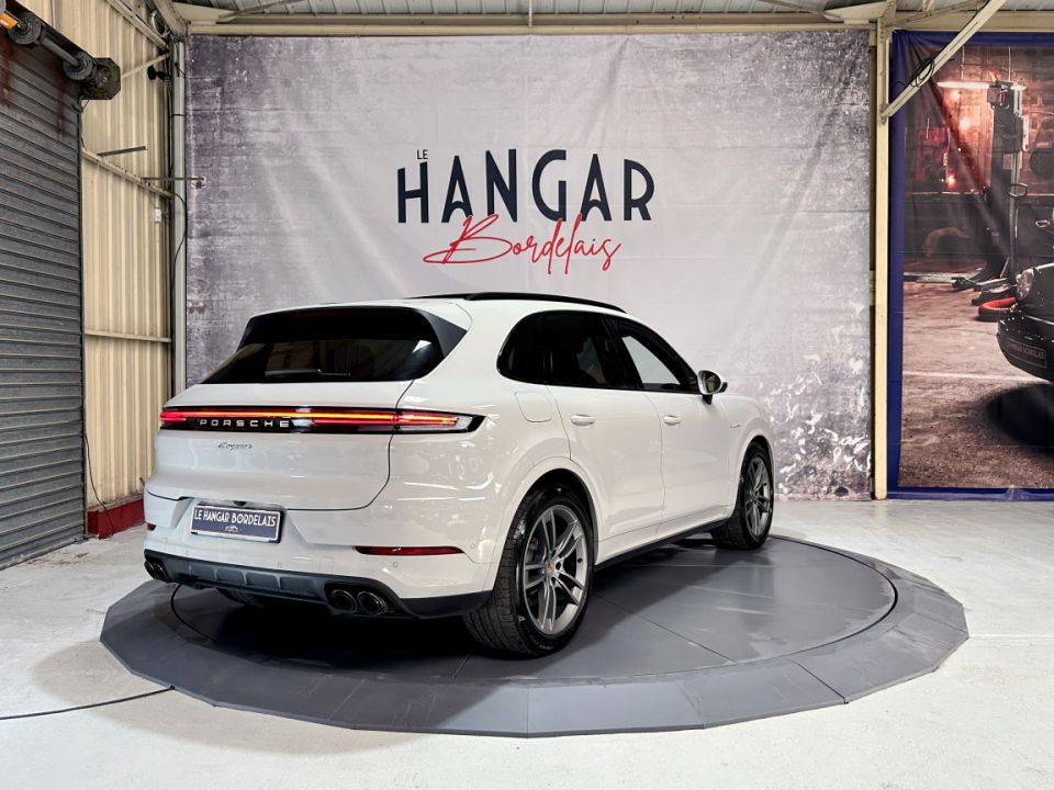 PORSCHE CAYENNE E-Hybrid V6 3.0 470ch Tiptronic 8 - Le Hangar Bordelais - image 8
