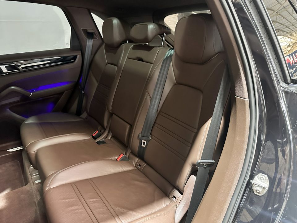 PORSCHE CAYENNE S Cayenne 3.0 V6 440 ch Tiptronic BVA S - Le Hangar Bordelais - image 9