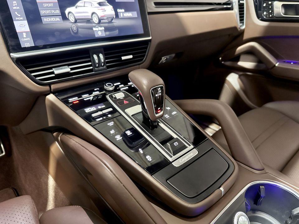 PORSCHE CAYENNE S Cayenne 3.0 V6 440 ch Tiptronic BVA S - Le Hangar Bordelais - image 17