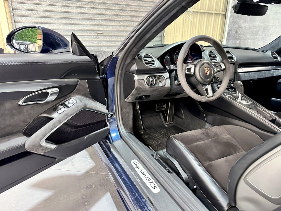 PORSCHE CAYMAN Type 718 GTS 2.5 365ch PDK7 - Le Hangar Bordelais - image 13