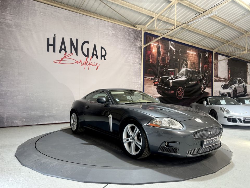 JAGUAR XK-R Coupé V8 4.2 416ch BVA6 - Le Hangar Bordelais - image 12
