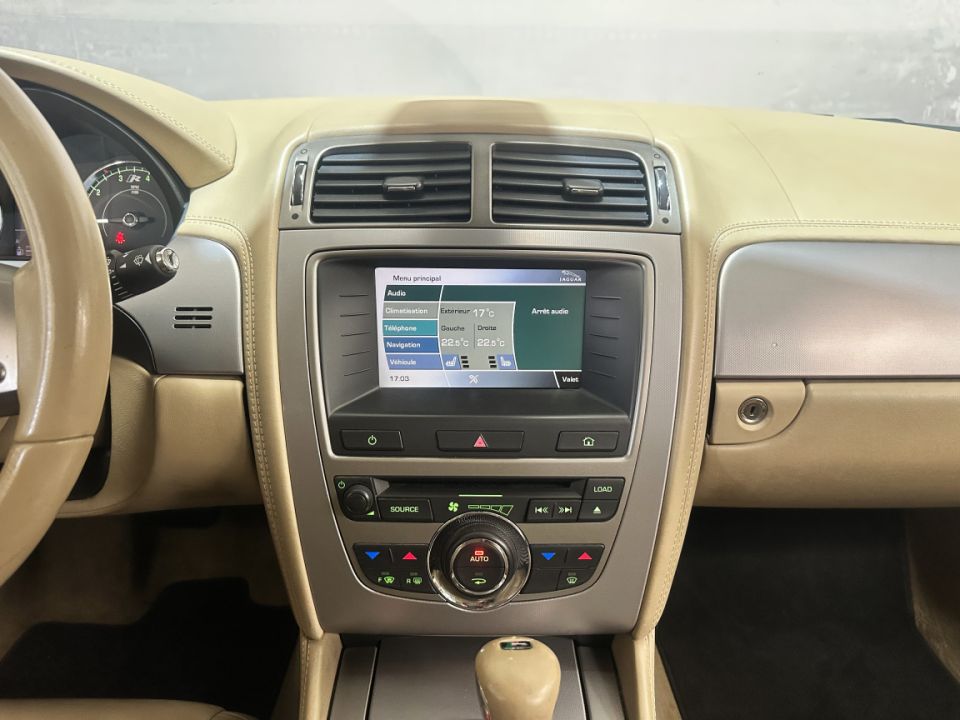 JAGUAR XK-R Coupé V8 4.2 416ch BVA6 - Le Hangar Bordelais - image 13