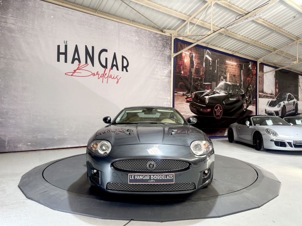 JAGUAR XK-R Coupé V8 4.2 416ch BVA6 - Le Hangar Bordelais - image 14