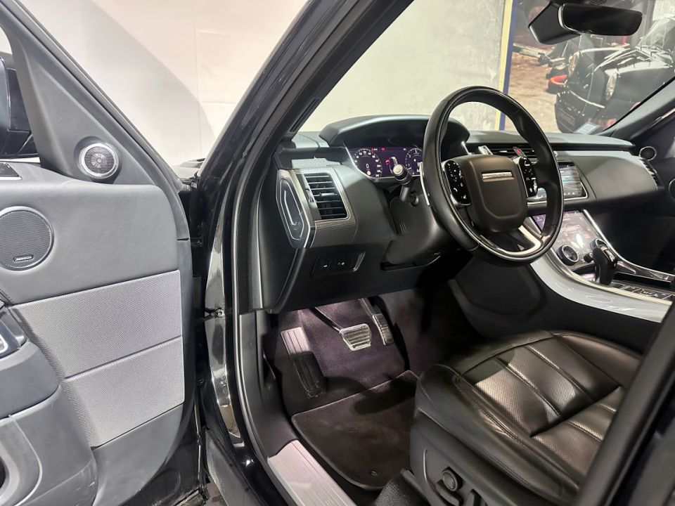 LAND ROVER RANGE ROVER SPORT Mark III 3.0 SDV6 306ch BVA8 HSE Dynamic - Le Hangar Bordelais - image 19