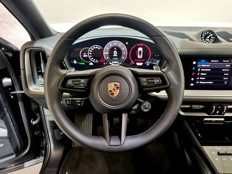 PORSCHE CAYENNE Coupé E-Hybrid V6 3.0 470ch Tiptronic 8 - Le Hangar Bordelais - image 13
