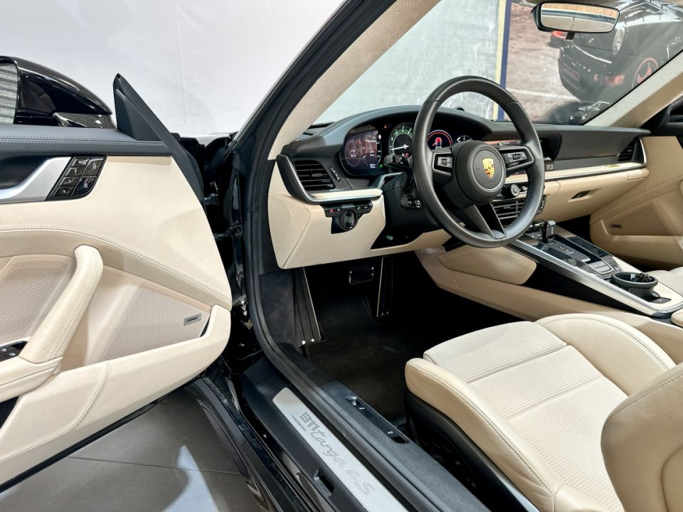 Porsche 911 Type 992 Targa 4S Héritage Design Edition 450ch PDK8 Cabriolet Noir - Série Limitée 155/992 - 249 990 € - image 18
