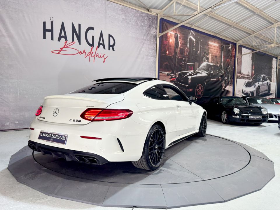 Mercedes Classe C 63 S AMG Coupé V8 4.0 510ch SPEEDSHIFT MCT7 Blanc Diamant MANUFAKTUR - 54 990 € - image 8