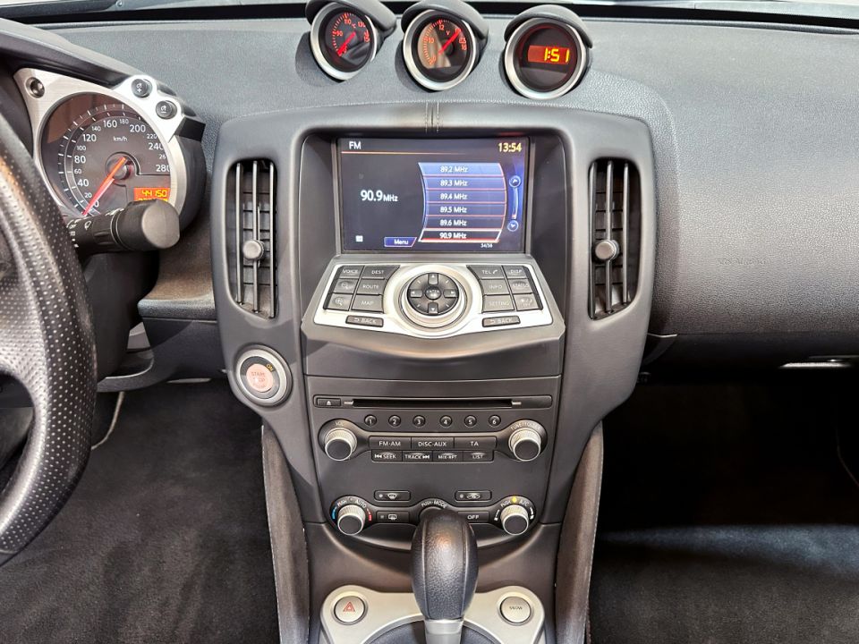 NISSAN 370Z Roadster V6 3.7 328ch BVA7 Pack Level 2 - Le Hangar Bordelais - image 11