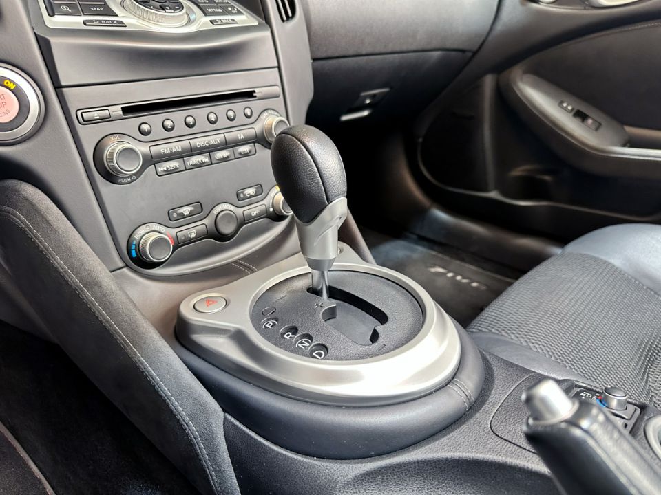 NISSAN 370Z Roadster V6 3.7 328ch BVA7 Pack Level 2 - Le Hangar Bordelais - image 13