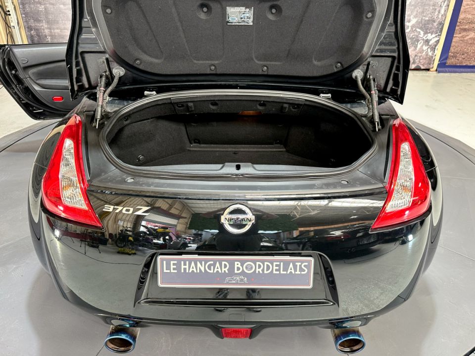 NISSAN 370Z Roadster V6 3.7 328ch BVA7 Pack Level 2 - Le Hangar Bordelais - image 19