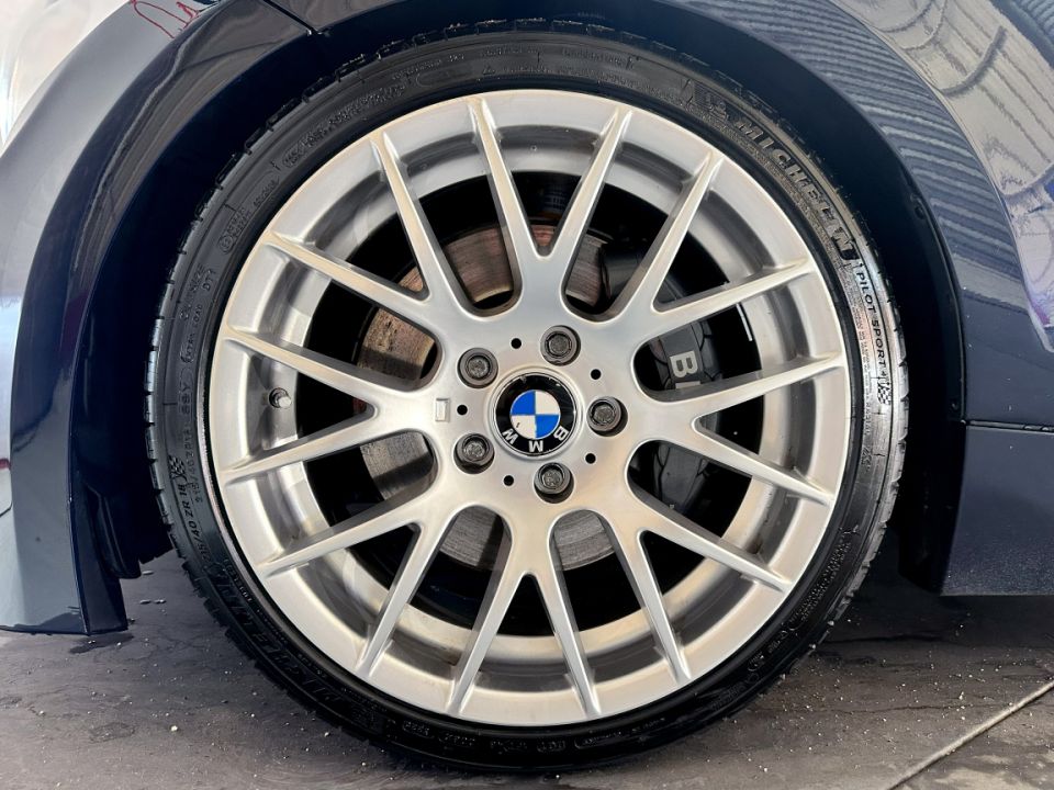 B.M.W. SERIE 1 135i E82 L6 306ch BVA6 Sport Design - Le Hangar Bordelais - image 13