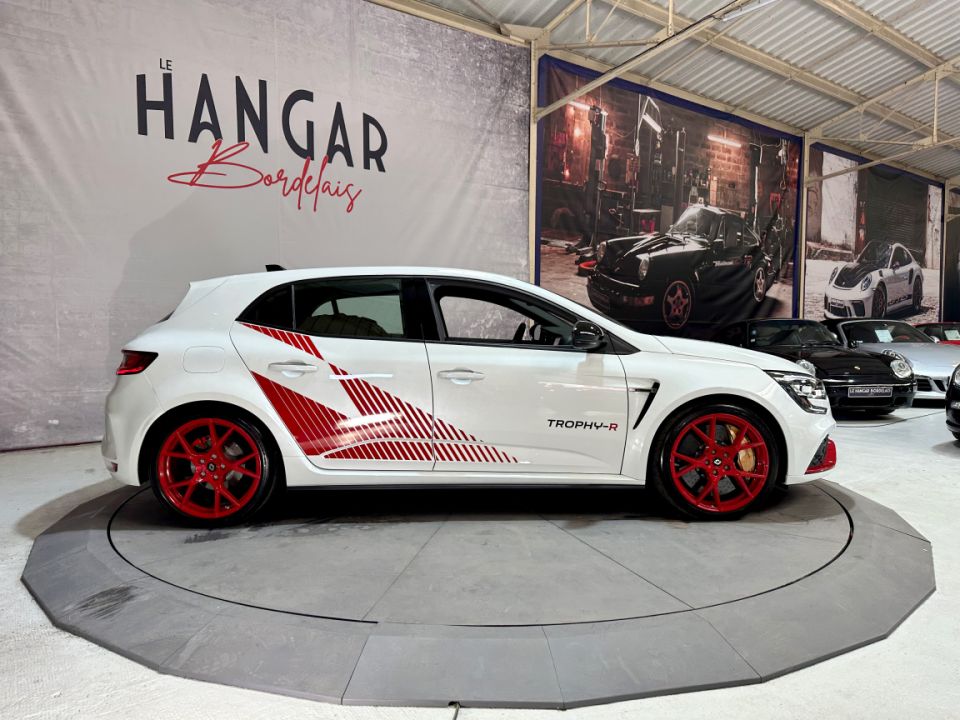 RENAULT MEGANE RS Trophy R 1.8 TCE 300ch BVM6 Pack Record 17/500 - Le Hangar Bordelais - image 10