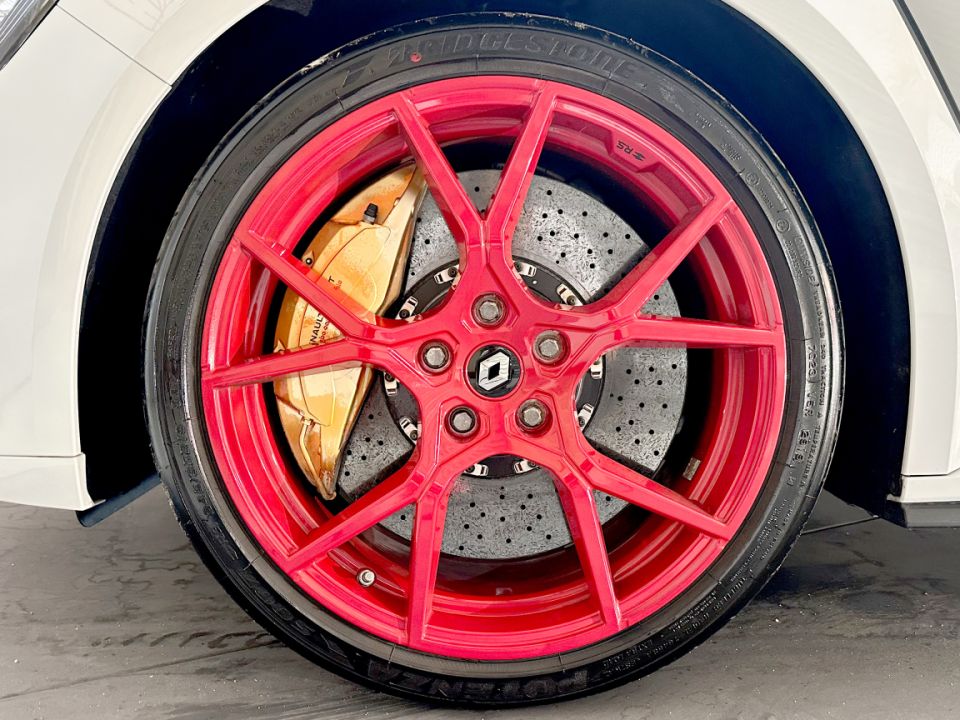 RENAULT MEGANE RS Trophy R 1.8 TCE 300ch BVM6 Pack Record 17/500 - Le Hangar Bordelais - image 15