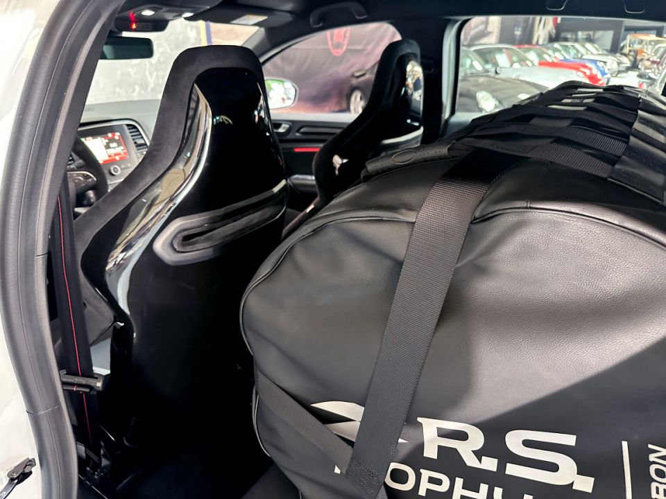 RENAULT MEGANE RS Trophy R 1.8 TCE 300ch BVM6 Pack Record 17/500 - Le Hangar Bordelais - image 17