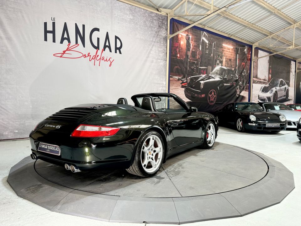 PORSCHE 911 Type 997 Carrera 4S Cabriolet 3.8 355ch BVM6 - Le Hangar Bordelais - image 8