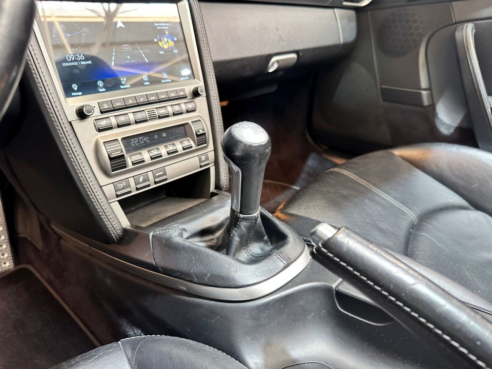 PORSCHE 911 Type 997 Carrera 4S Cabriolet 3.8 355ch BVM6 - Le Hangar Bordelais - image 16
