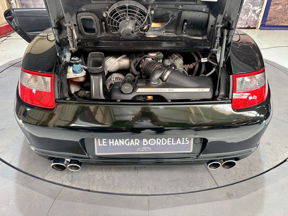 PORSCHE 911 Type 997 Carrera 4S Cabriolet 3.8 355ch BVM6 - Le Hangar Bordelais - image 19