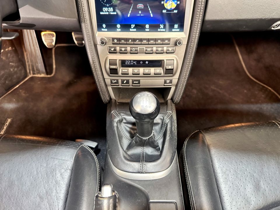 PORSCHE 911 Type 997 Carrera 4S Cabriolet 3.8 355ch BVM6 - Le Hangar Bordelais - image 20