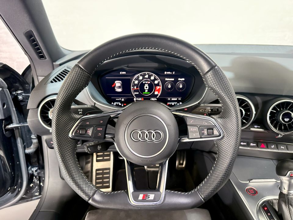 AUDI TTS COUPE 40 TFSI 2.0 306ch S-Tronic 7 Quattro - Le Hangar Bordelais - image 11