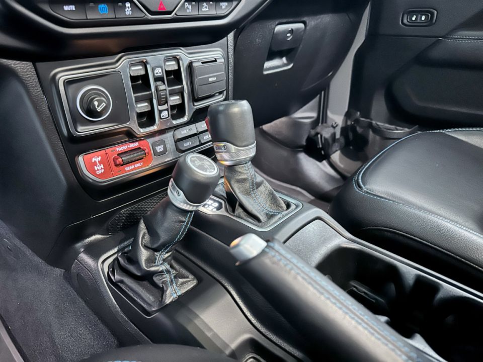 JEEP WRANGLER UNLIMITED 4xe 2.0 T 380ch PHEV 4x4 BVA8 Rubicon - Le Hangar Bordelais - image 17