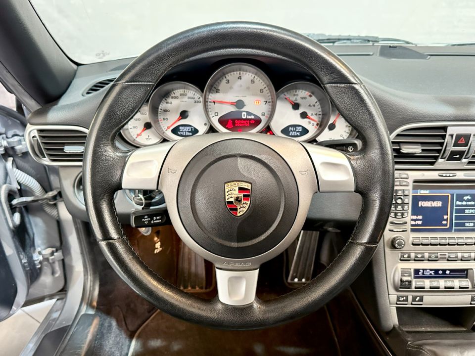 PORSCHE 911 Type 997 Carrera S Coupé 3.8 355ch BVM6 - Le Hangar Bordelais - image 11