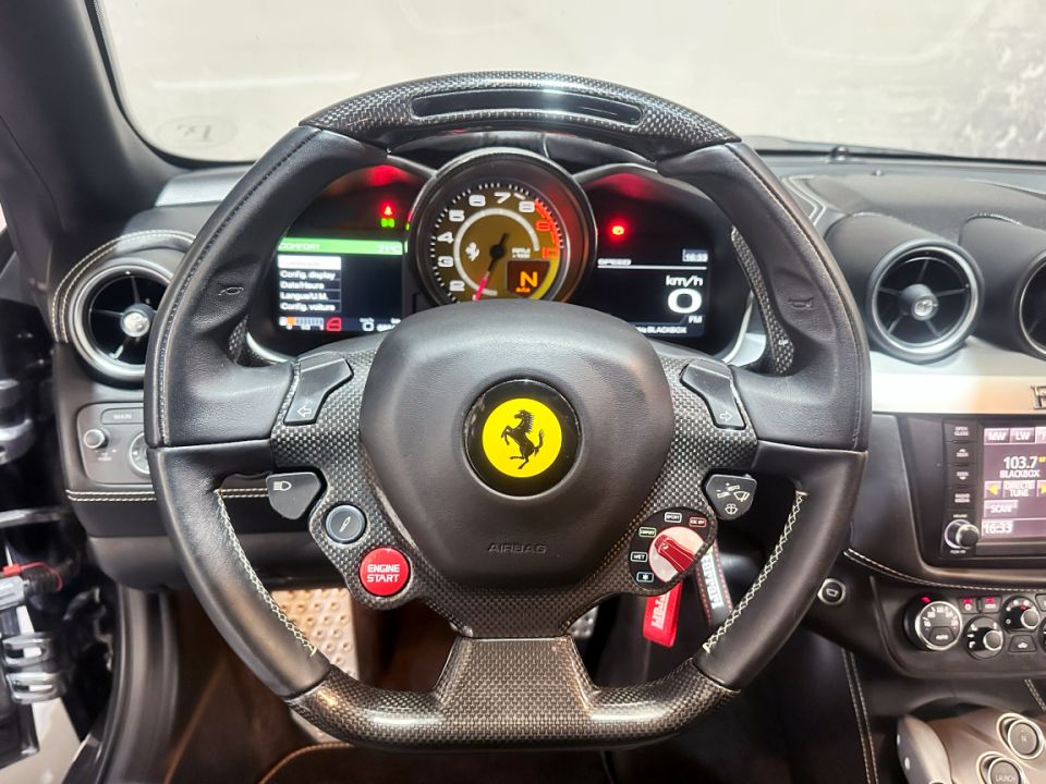 FERRARI FF V12 6.3 660ch BVA7 - Le Hangar Bordelais - image 11