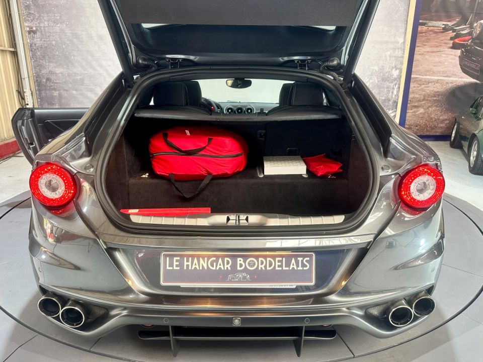 FERRARI FF V12 6.3 660ch BVA7 - Le Hangar Bordelais - image 22
