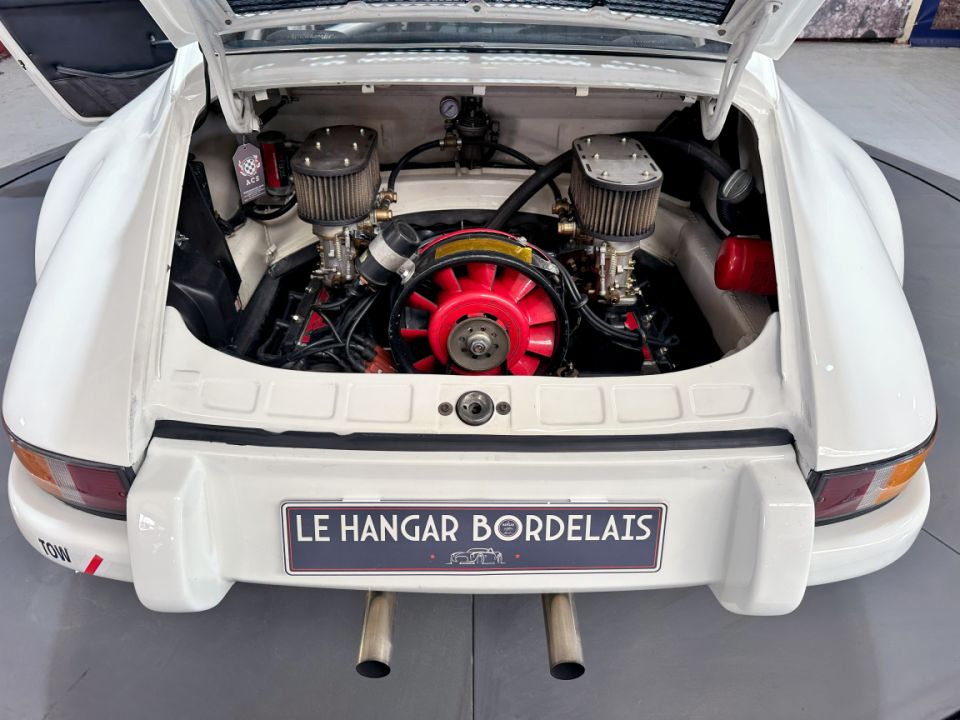PORSCHE 911 Coupé 2.7 200ch BVM5 Inspiration RSR - Le Hangar Bordelais - image 17