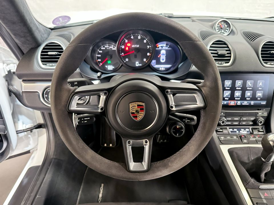 PORSCHE CAYMAN Type 718 GTS 4.0 400ch BVM6 - Le Hangar Bordelais - image 9