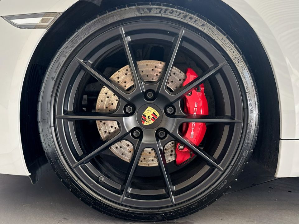 PORSCHE CAYMAN Type 718 GTS 4.0 400ch BVM6 - Le Hangar Bordelais - image 15
