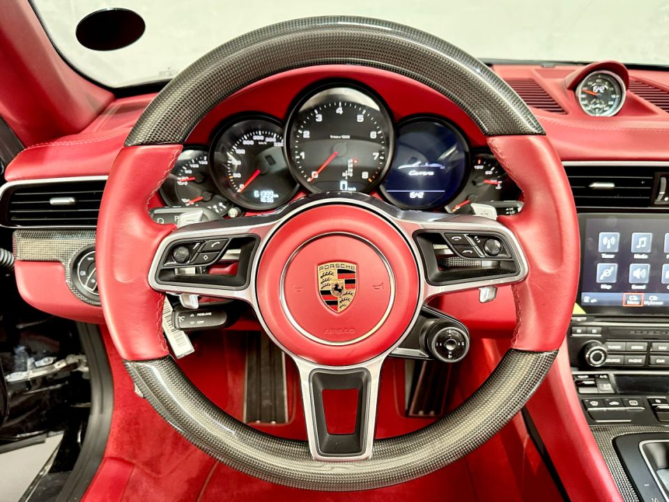 PORSCHE 911 Type 991.2 Carrera Cabriolet 3.0 370ch PDK7 - Le Hangar Bordelais - image 11