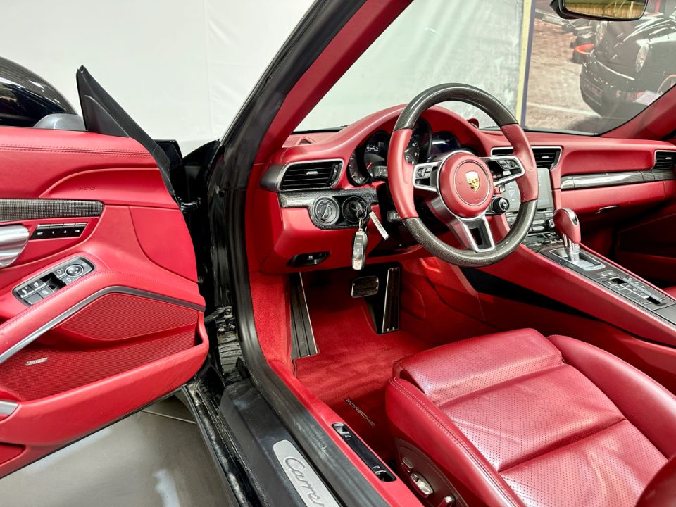 PORSCHE 911 Type 991.2 Carrera Cabriolet 3.0 370ch PDK7 - Le Hangar Bordelais - image 17