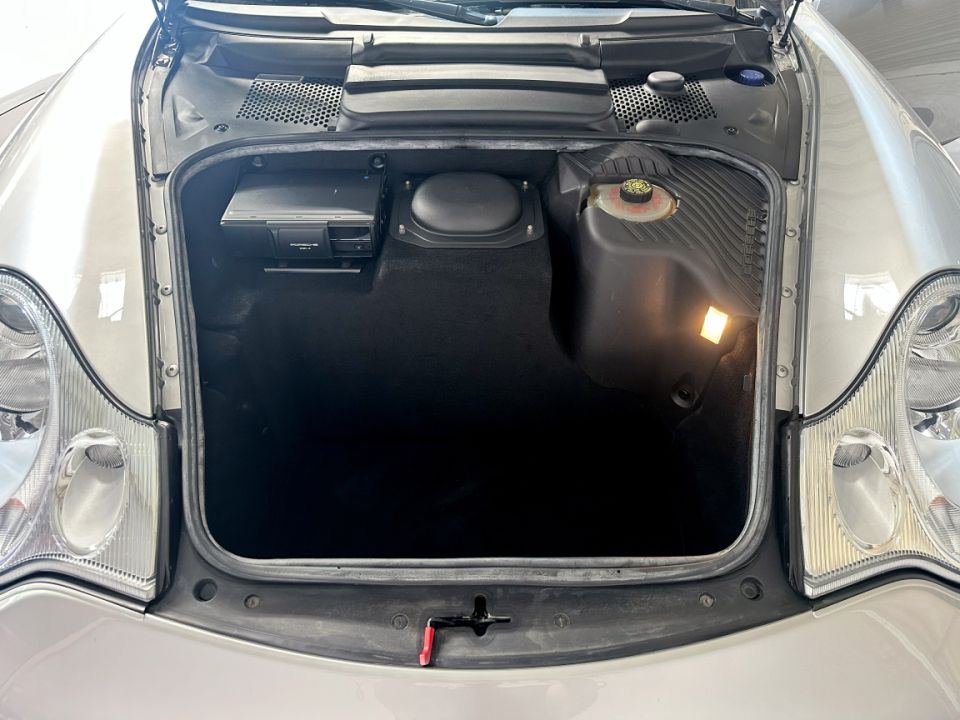 PORSCHE 911 Type 996.2 Carrera 4S Coupé 3.6 320ch BVM6 - Le Hangar Bordelais - image 20