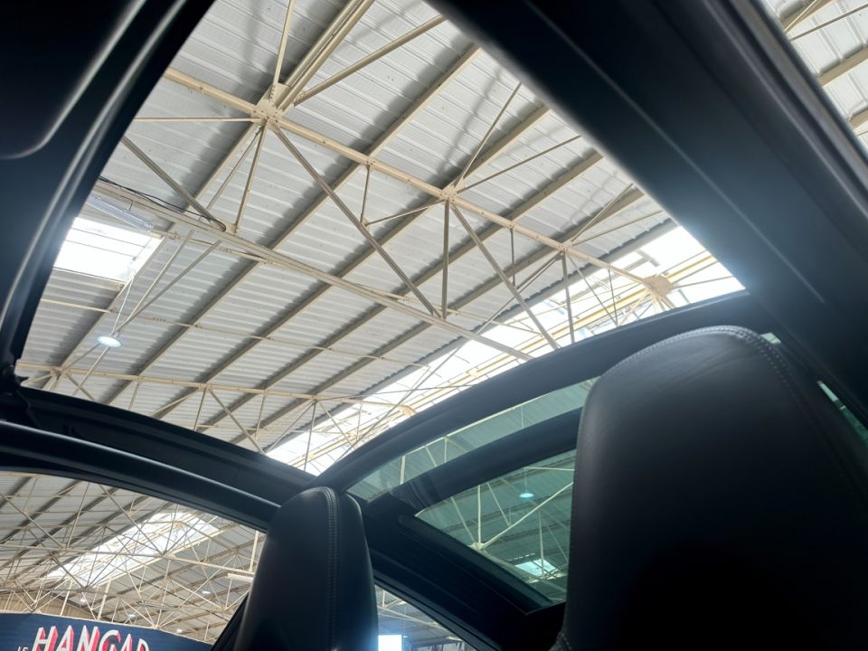 PORSCHE 911 Type 997 Targa 4 3.6 325ch Tiptronic S - Le Hangar Bordelais - image 18