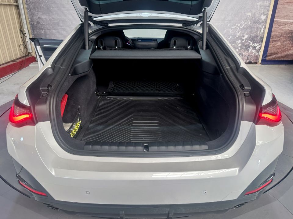 BMW SERIE 4  GRAN COUPE G26 420i 2.0 184ch BVA8 M Sport - Le Hangar Bordelais - image 22
