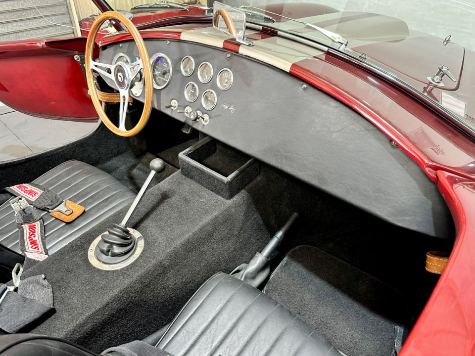 FORD AC COBRA Factory Five MK4 V8 5.0 SMALL BLOCK BVM4 - Le Hangar Bordelais - image 17
