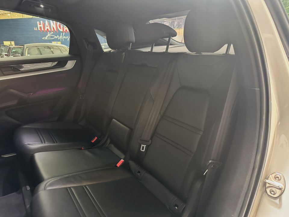 PORSCHE CAYENNE E-Hybrid Coupé V6 3.0 470ch Tiptronic 8 - Le Hangar Bordelais - image 9