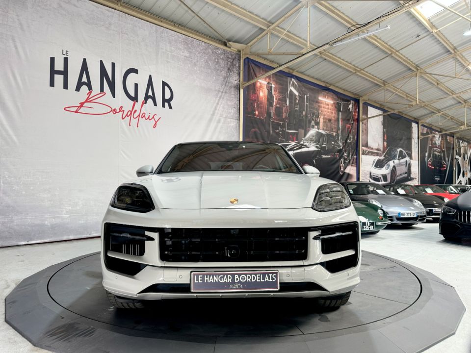 PORSCHE CAYENNE E-Hybrid Coupé V6 3.0 470ch Tiptronic 8 - Le Hangar Bordelais - image 14