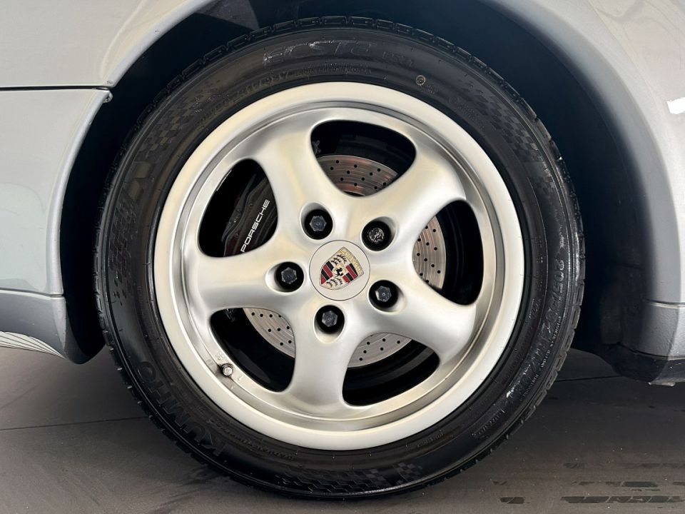 PORSCHE 911 Type 993 Carrera Coupé 3.6 272ch Tiptronic S - Le Hangar Bordelais - image 15