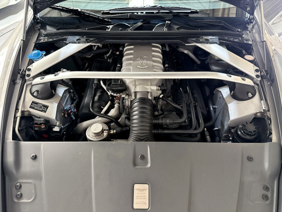 ASTON MARTIN VANTAGE Coupé V8 4.7 426ch BVM6 - Le Hangar Bordelais - image 19