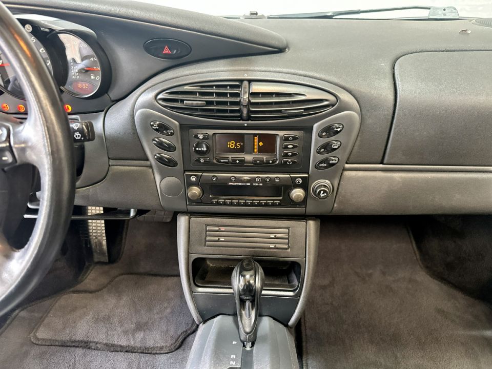 PORSCHE BOXSTER Type 986 2.5 204ch TIptronic - Le Hangar Bordelais - image 11