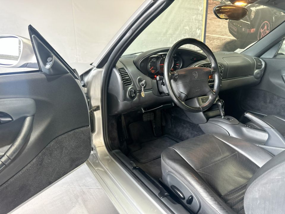 PORSCHE BOXSTER Type 986 2.5 204ch TIptronic - Le Hangar Bordelais - image 16