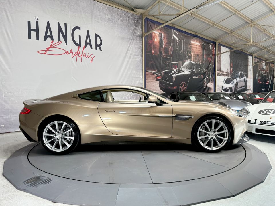 ASTON MART VANQUISH Coupé V12 6.0 574ch Touchtronic 2 - Le Hangar Bordelais - image 10