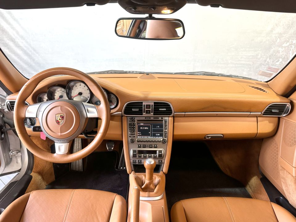 PORSCHE 911 Type 997 Carrera S Coupé 3.8 355ch BVM6, 44 800 km, Boîte manuelle 6 rapports, Argent Arctique métallisée - 59 990 € - image 9